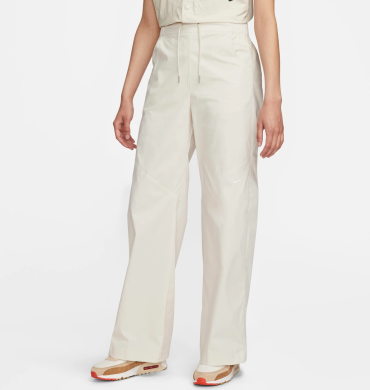 Штаны женские Nike Sportswear Essentials Woven (FB8284-104), M