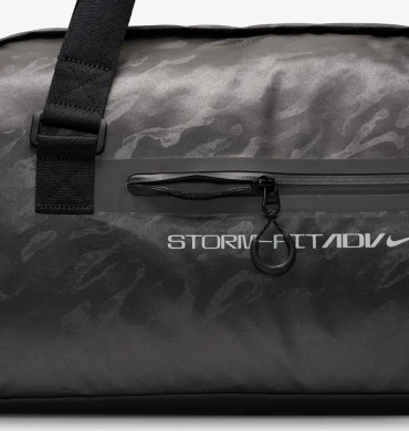 Сумка Nike Storm-Fit Adv Duffle (38L) (FZ6367-010), OneSize