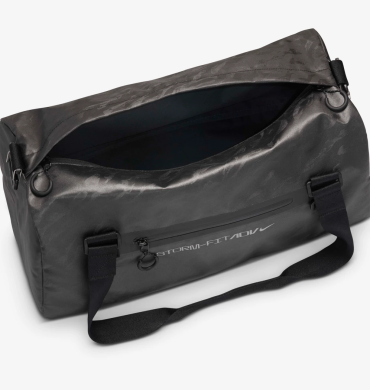 Сумка Nike Storm-Fit Adv Duffle (38L) (FZ6367-010), OneSize