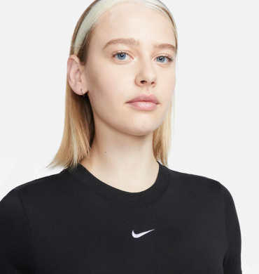 Топ женский Nike Sportswear Essential (FB2873-010)