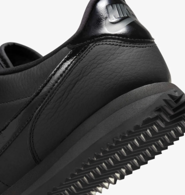 Женские кроссовки Nike Cortez 23 Premium (FB6877-002), EUR 38,5