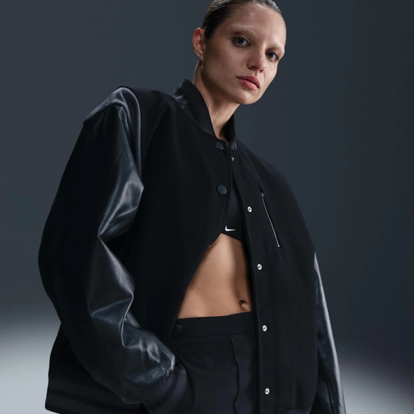 Женский бомбер Nike NSW Destroyer Varsity Jkt (FN3672-010)