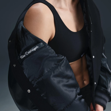 Женский бомбер Nike NSW Destroyer Varsity Jkt (FN3672-010), S