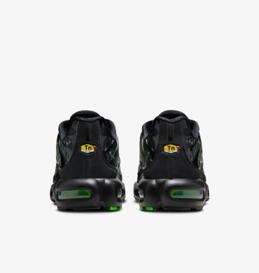 Кроссовки мужские Nike Air Max Plus (IB3075-001), EUR 46