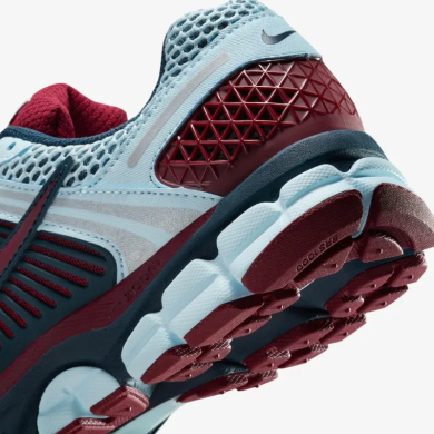 Кроссовки женские Nike Zoom Vomero 5 'Glacier Blue' (IB7700-400), EUR 40