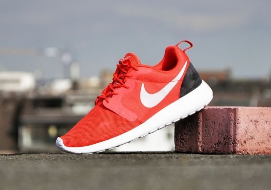 Кроссовки Nike Roshe Run Hyp "Red", EUR 40
