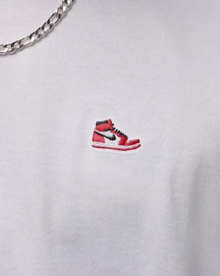 Футболка Чоловіча Jordan Sneaker Patch (HJ2326-100)