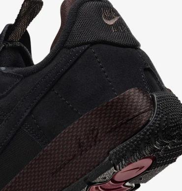 Кросівки жіночі Nike Air Force 1 Wild (FB2348-001)