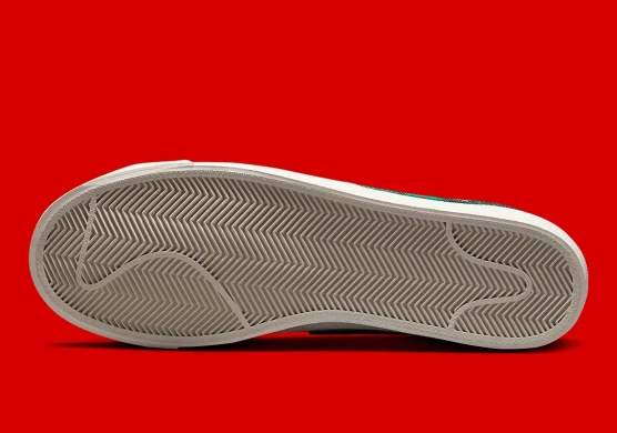 Мужские кроссовки Nike Blazer Low '77 "Tartan" (DV0801-100), EUR 49,5