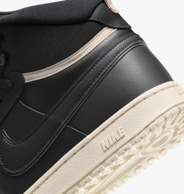 Чоловічі кросівки Nike Court Vision Mid Winter (DR7882-003), EUR 43