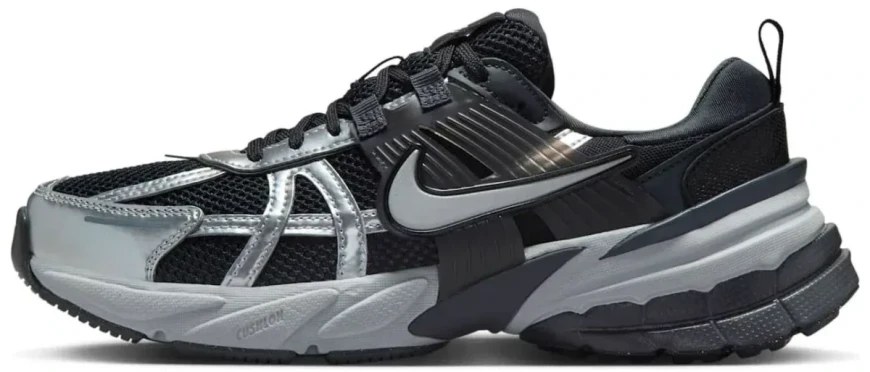 Женские кроссовки Nike V2K Run 'Black Metallic Silver' (FD0736-005), EUR 38