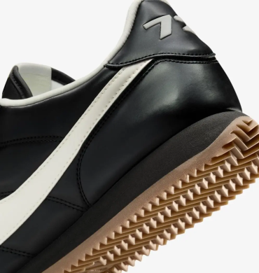 Кросівки чоловічі Nike Cortez SE Tiempo Pack (IM4843-010), EUR 44