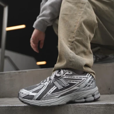 Чоловічі кросівки New Balance 1906R 'Grey/Silver' (M1906REH), EUR 46,5