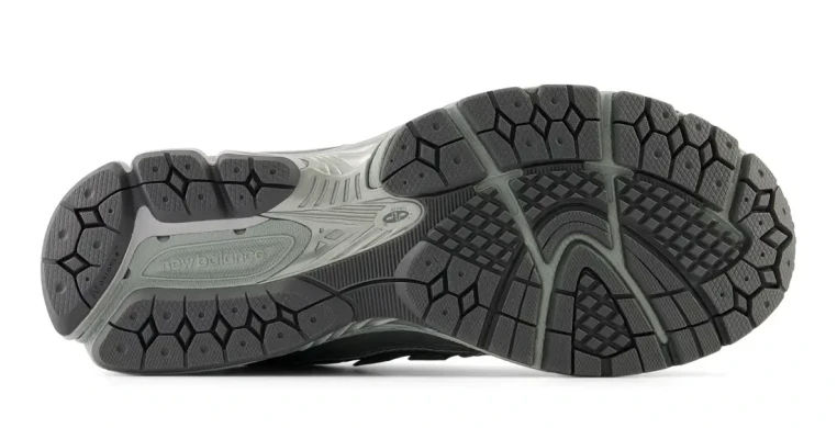 Чоловічі кросівки New Balance 1906R 'Grey/Silver' (M1906REH), EUR 46,5