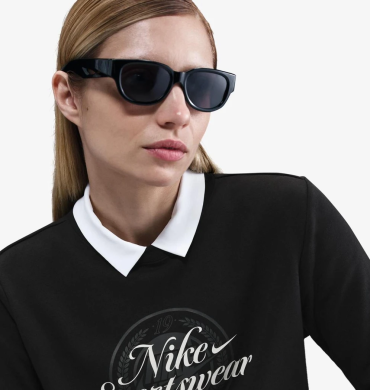Толстовка женская Nike Club Fleece Graphic Crew (HV2342-010), XS
