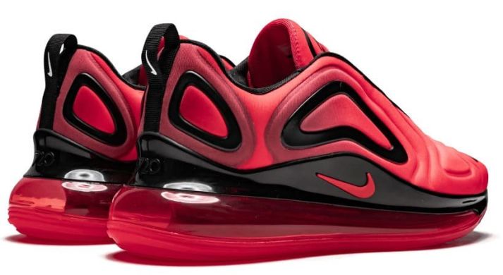 Кросівки Nike Air Max 720 'University Red', EUR 45