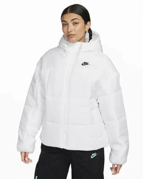 Куртка Женская Nike Sportswear Classic Puffer Therma-Fit Loose Hooded Jacket (FB7672-100)