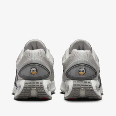 Чоловічі кросівки Nike Air Max DN 'Light Iron Ore' (DV3337-009), EUR 46