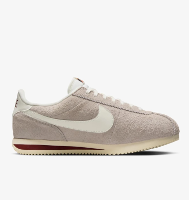 Кроссовки мужские Nike Cortez SE Suede (HF3142-001), EUR 35,5