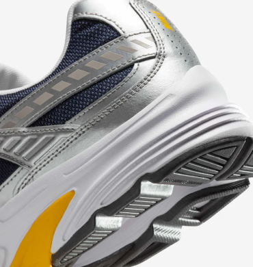 Кросівки чоловічі Nike Initiator (IB4467-451), EUR 47,5