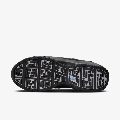 Кроссовки женские Nike Air Max SNDR 'Black Silver' (FZ2068-001), EUR 42