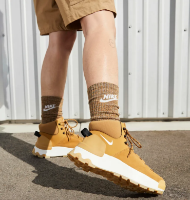 Жіночі черевики Nike City Classic 'Wheat' (DQ5601-710), EUR 38