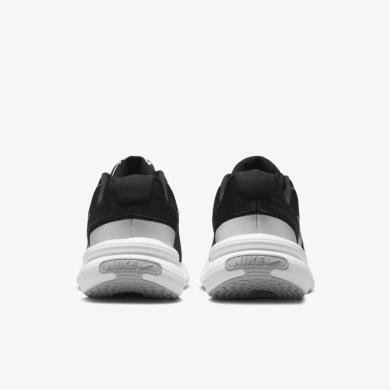 Кросівки чоловічі Nike Uplift SC 'Black/White' (IB2765-002), EUR 45
