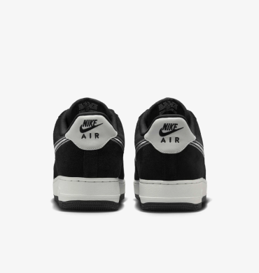 Кросівки Nike Air Force 1 '07 LV8 'Black/Sail' (HJ4465-001), EUR 44,5