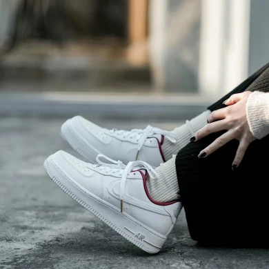 Кросівки Жіночі Nike Air Force 1 '07 Se (DV7584-100)