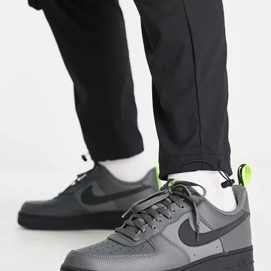 Мужские Кроссовки Nike Air Force 1 07 (DZ4510-001), EUR 45,5