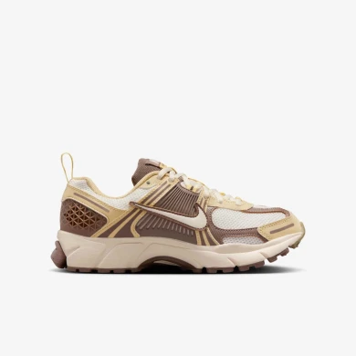 Жіночі кросівки Nike Zoom Vomero 5 GS HV6009-111, EUR 38,5