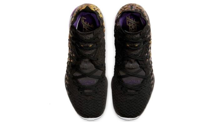 Баскетбольні кросівки Nike Lebron 17 "Lakers", EUR 40