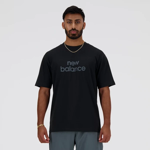 Футболка New Balance Sport Essentials (MT41582BK)
