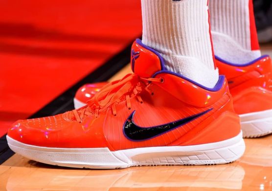 Баскетбольные кроссовки Nike Kobe 4 Protro Undefeated "Phoenix Suns", EUR 42,5