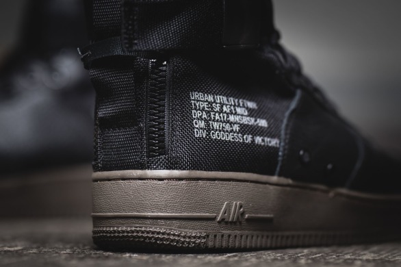 Мужские кроссовки Nike Air Force 1 MID SF Special Field "Black", EUR 45