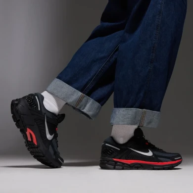 Мужские кроссовки Nike Zoom Vomero 5 "Bred" HV2527-002, EUR 42