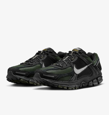 Кроссовки мужские Nike Zoom Vomero 5 (HV2527-001), EUR 40