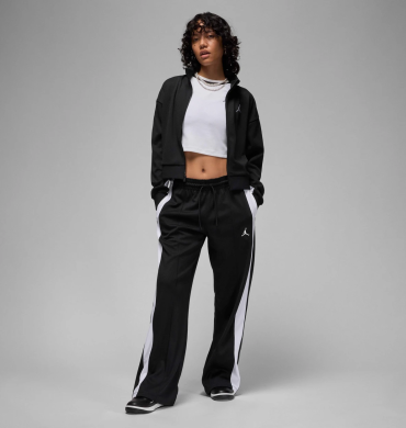 Кофта жіноча Air Jordan Core Knit (FV7104-010), S