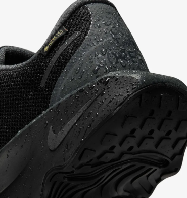 Кроссовки женские Nike Motiva Gore-Tex (HM0355-001), EUR 39