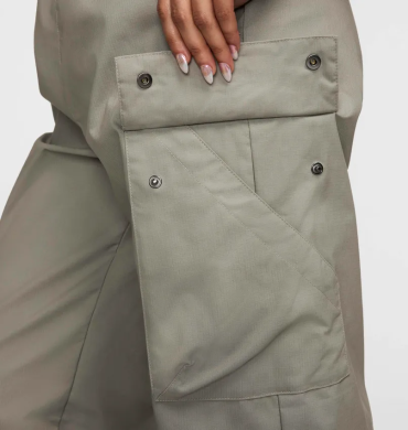 Штаны женские Nike Nsw Everything Wovens (FV7643-320), XS