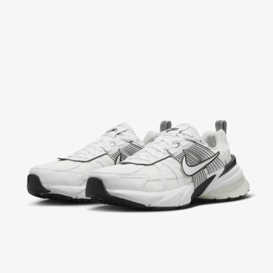 Женские кроссовки Nike V2K Run (HF5342-100), EUR 36,5