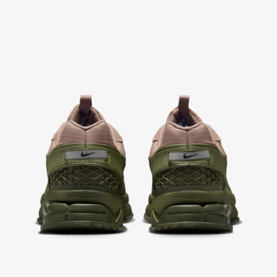 Кроссовки Nike Zoom Vomero Roam 'Mink Brown' FV2295-201