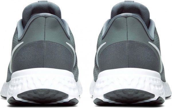 Оригинальные кроссовки для бега Nike Revolution 5 (BQ3204-005) , EUR 42,5