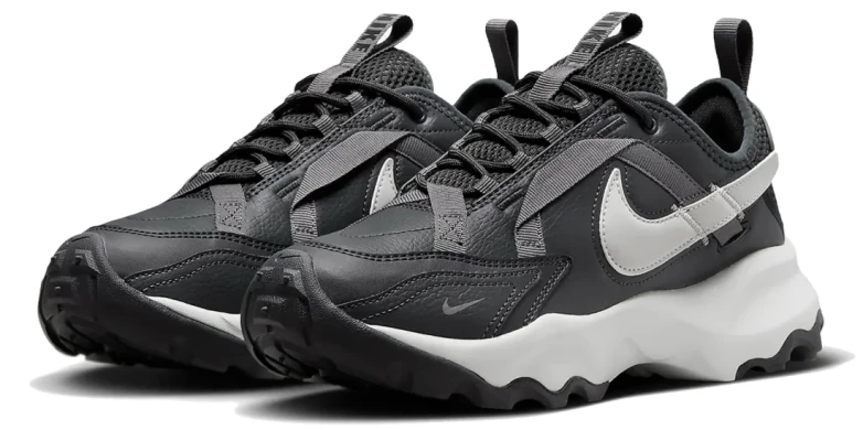 Жіночі Кросівки W Nike TC 7900 (DD9682-001), EUR 38