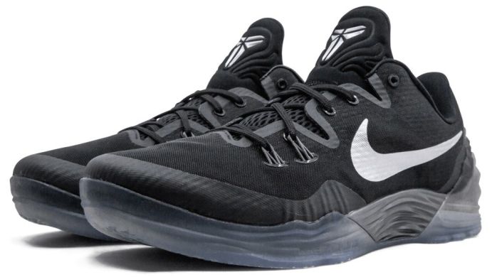 Баскетбольні кросівки Nike Zoom Kobe Venomenon 5 "Black", EUR 40,5