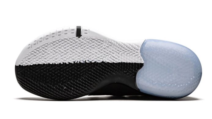 Баскетбольні кросівки Nike Kobe A.D. "Black Toe", EUR 42,5