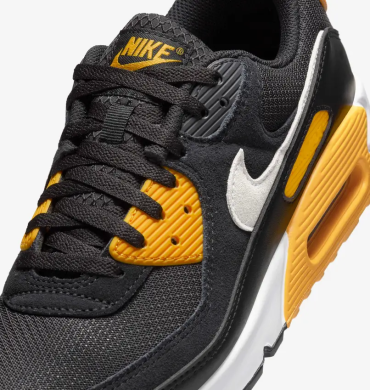 Кроссовки мужские Nike Air Max 90 (FN6958-002), EUR 41