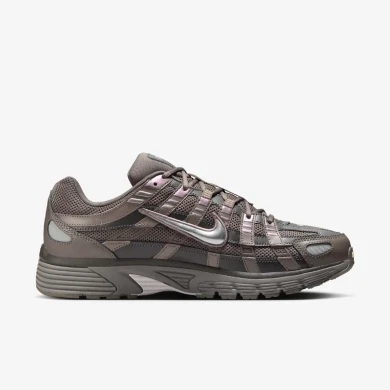 Чоловічі кросівки Nike P-6000 'Cave Stone Metallic Silver' (CD6404-202), EUR 44,5