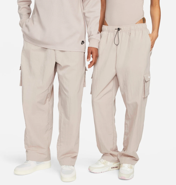 Штаны женские Nike Sportswear Essential (DO7209-272)