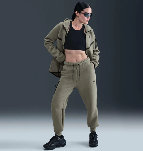 Штаны женские Nike Sportswear Tech Fleece (HV6779-320)